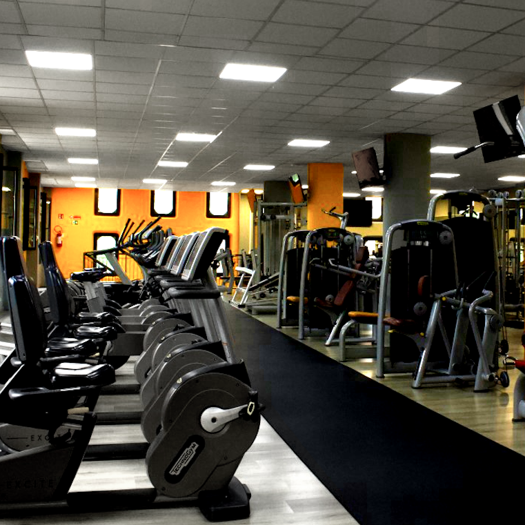 Sala Attrezzi b1